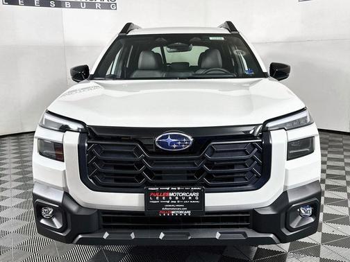 White Pearl 2026 Subaru Outback Limited