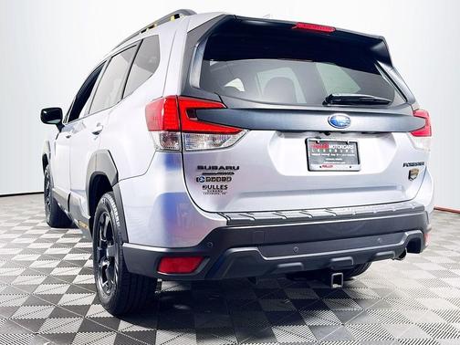 Ice Silver Metallic 2022 Subaru Forester Wilderness