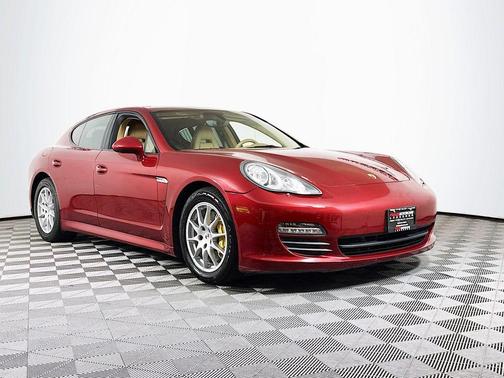 2013 Porsche Panamera 4