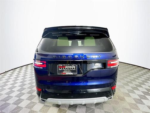 2020 Land Rover Discovery Landmark