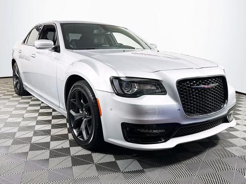 2022 Chrysler 300 S