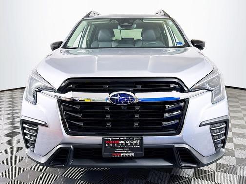 Ice Silver Metallic 2026 Subaru Ascent Limited