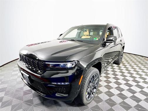 2025 Jeep Grand Cherokee Summit