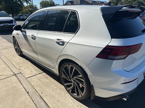 2023 Volkswagen Golf GTI 2.0T Autobahn