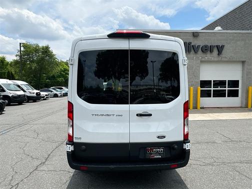 2024 Ford Transit-250 148 WB Medium Roof Cargo