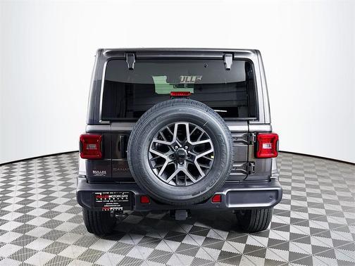 2025 Jeep Wrangler Sahara