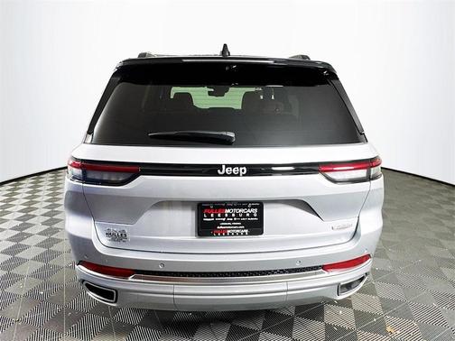 2025 Jeep Grand Cherokee Summit