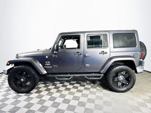 2016 Jeep Wrangler Unlimited Sahara