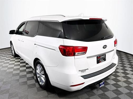 2016 Kia Sedona EX