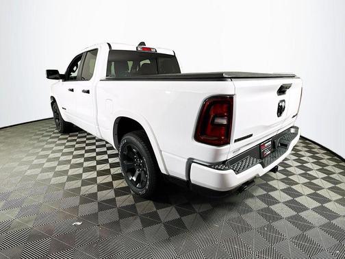 Bright White Clearcoat 2025 RAM 1500 Big Horn/Lone Star