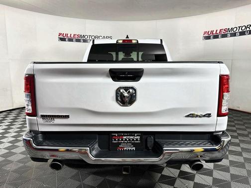 Bright White Clearcoat 2023 RAM 1500 Big Horn