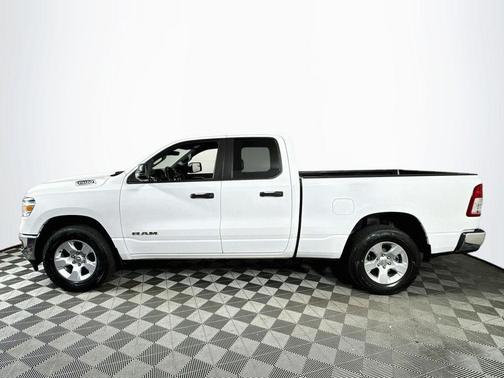 Bright White Clearcoat 2023 RAM 1500 Big Horn