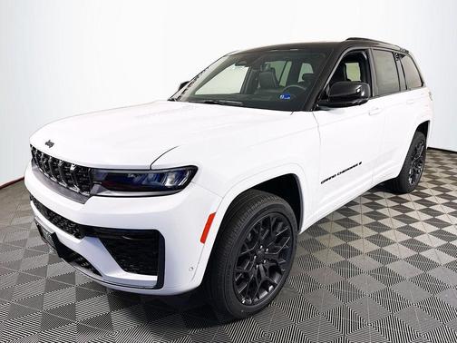 Bright White Clearcoat 2026 Jeep Grand Cherokee Summit