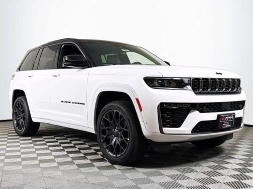 Bright White Clearcoat 2026 Jeep Grand Cherokee Summit