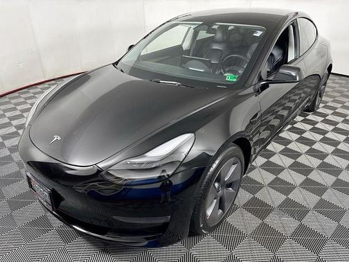Black 2023 Tesla Model 3 Base