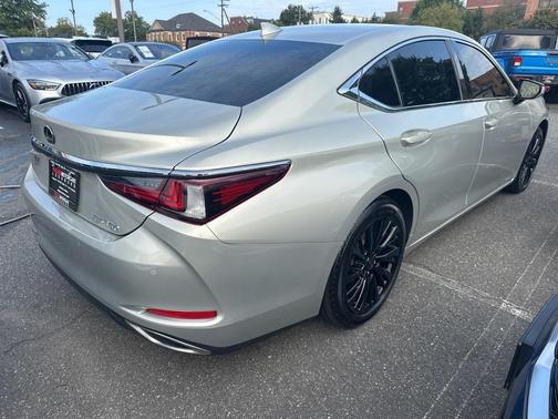 2019 Lexus ES 350 Luxury