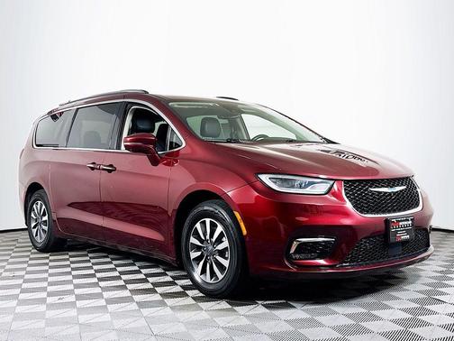 Velvet Red 2021 Chrysler Pacifica Hybrid Touring L