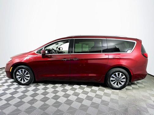 Velvet Red 2021 Chrysler Pacifica Hybrid Touring L