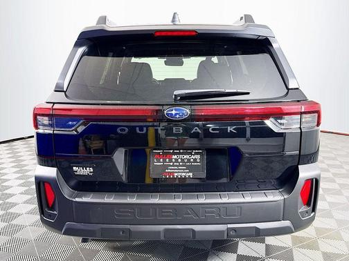 Black / Silver 2026 Subaru Outback Premium