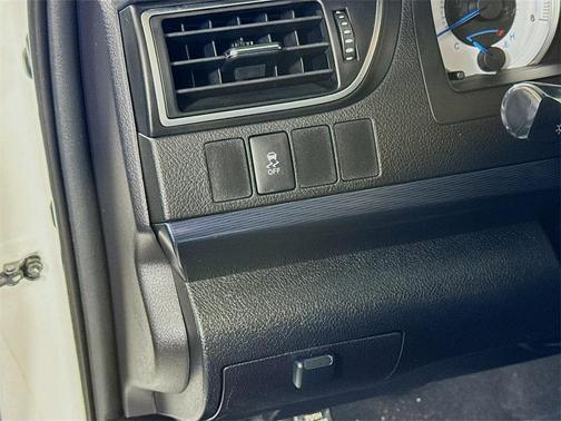 2016 Toyota Camry SE w/Special Edition Pkg