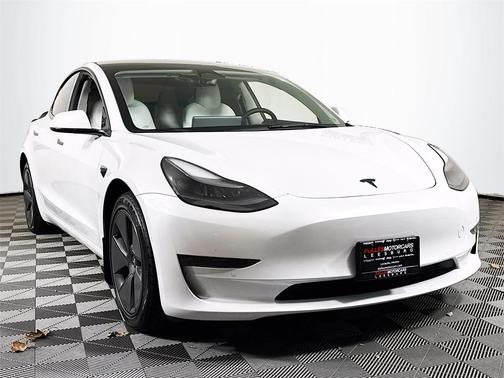 2022 Tesla Model 3 Long Range