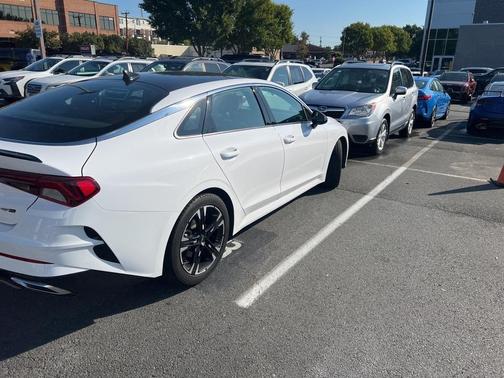 2022 Kia K5 GT-Line
