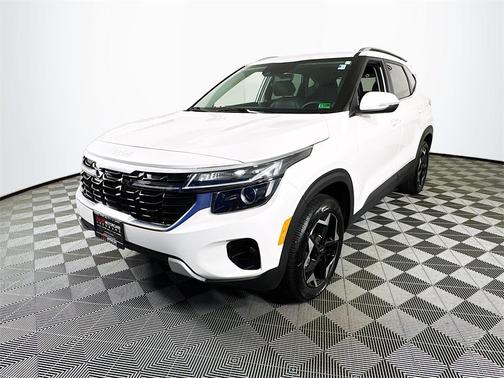 2025 Kia Seltos EX