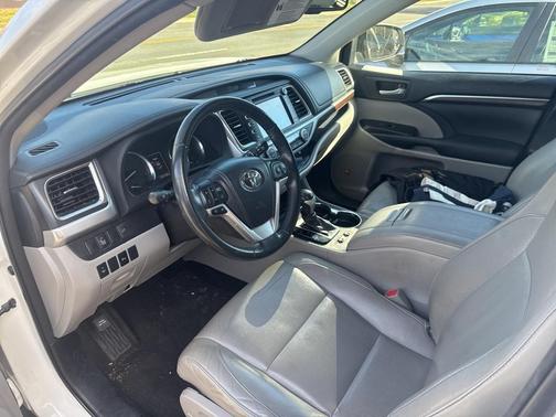 2014 Toyota Highlander Limited