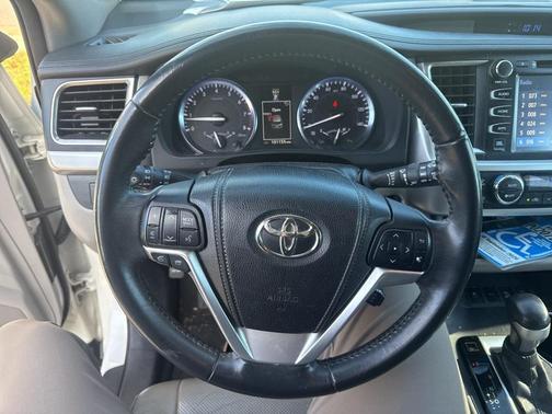2014 Toyota Highlander Limited