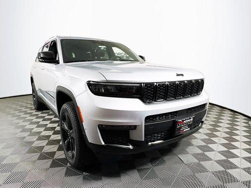 Silver Zynith 2025 Jeep Grand Cherokee L Limited