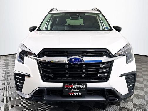 Crystal White Pearl 2026 Subaru Ascent Limited