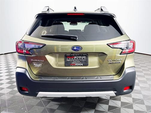 2025 Subaru Outback Touring XT