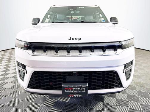 2026 Jeep Grand Wagoneer Base