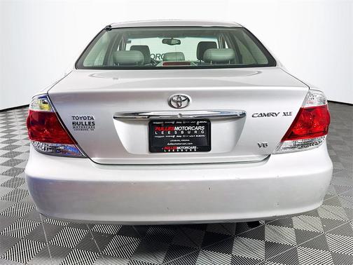 2005 Toyota Camry XLE