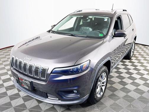 Granite Crystal Clearcoat Metallic 2019 Jeep Cherokee Latitude Plus