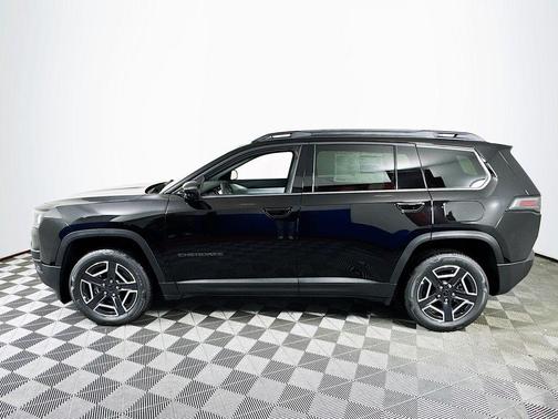 Diamond Black 2026 Jeep Cherokee LAREDO/LIMITED