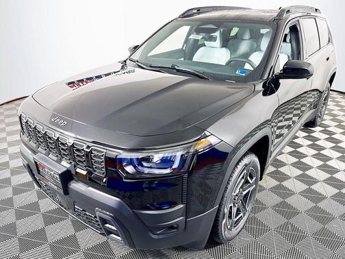 Diamond Black 2026 Jeep Cherokee LAREDO/LIMITED