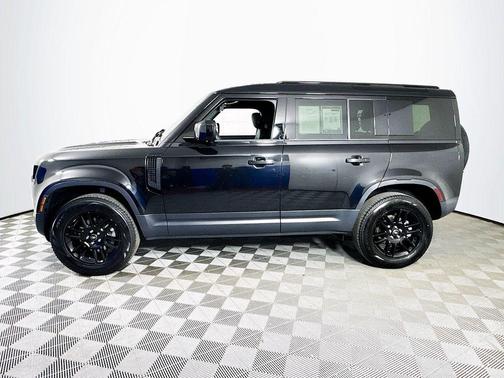 2025 Land Rover Defender P300