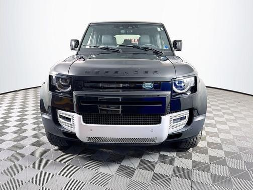 2025 Land Rover Defender P300