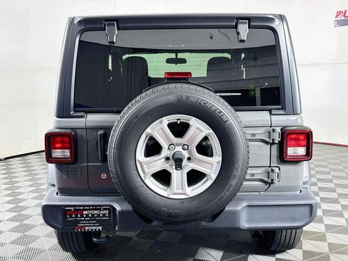 Sting Gray Clearcoat 2019 Jeep Wrangler Sport