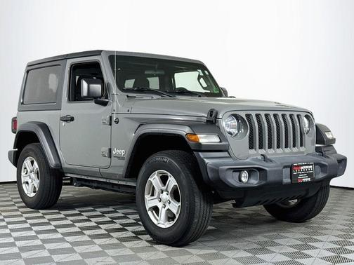 Gray 2019 Jeep Wrangler Sport