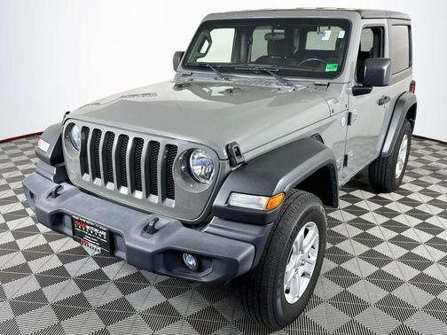 Gray 2019 Jeep Wrangler Sport