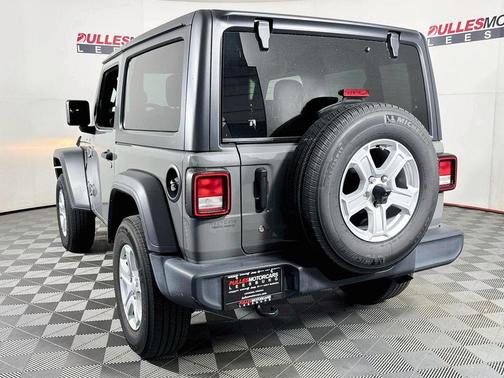 Sting Gray Clearcoat 2019 Jeep Wrangler Sport