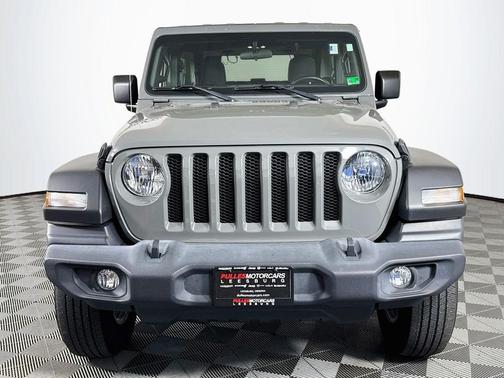 Gray 2019 Jeep Wrangler Sport