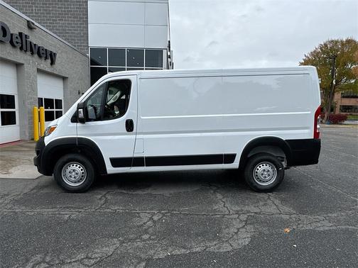 2026 RAM ProMaster 1500 Low Roof