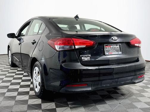 Aurora Black 2017 Kia Forte LX