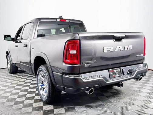 Crystal Metallic 2026 RAM 1500 Big Horn/Lone Star