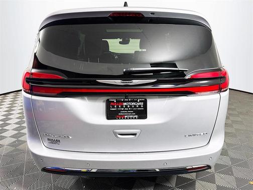 2026 Chrysler Pacifica Limited