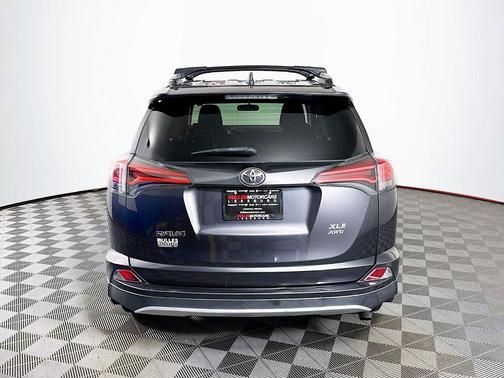 Magnetic Gray Metallic 2016 Toyota RAV4 XLE