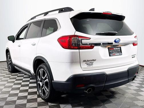 Crystal White Pearl 2026 Subaru Ascent Touring